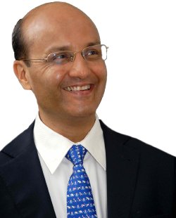 Dr Mahesh V Balsekar
