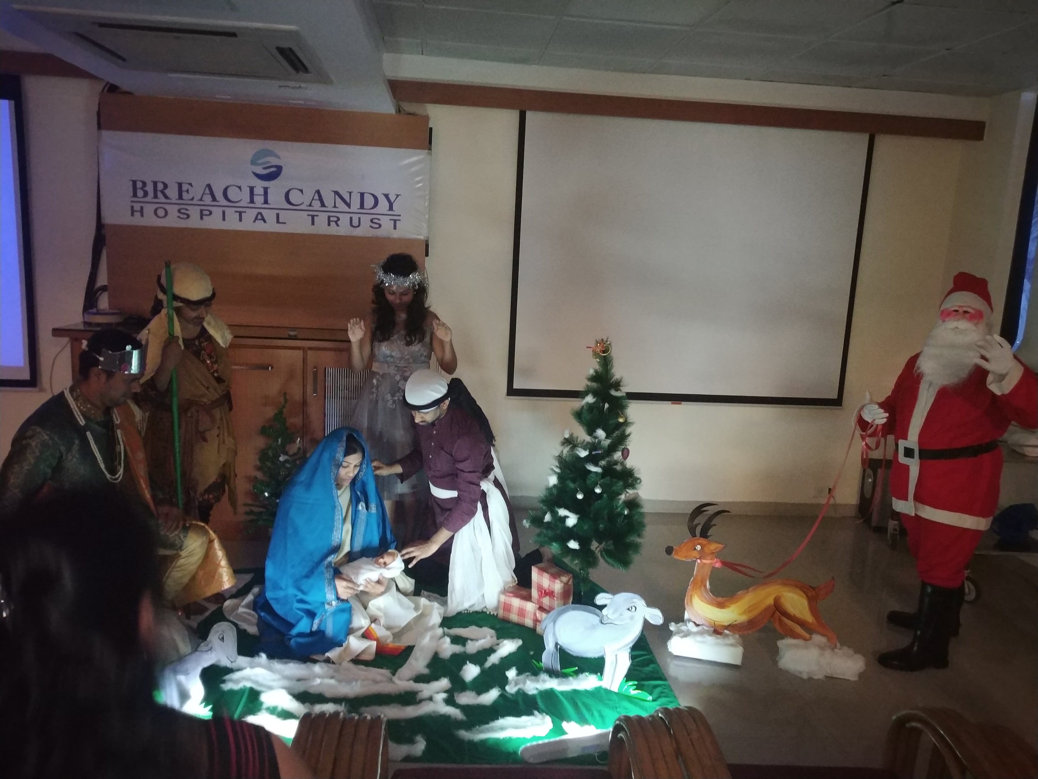 Tableau presented by staff on Birth of Jesus.