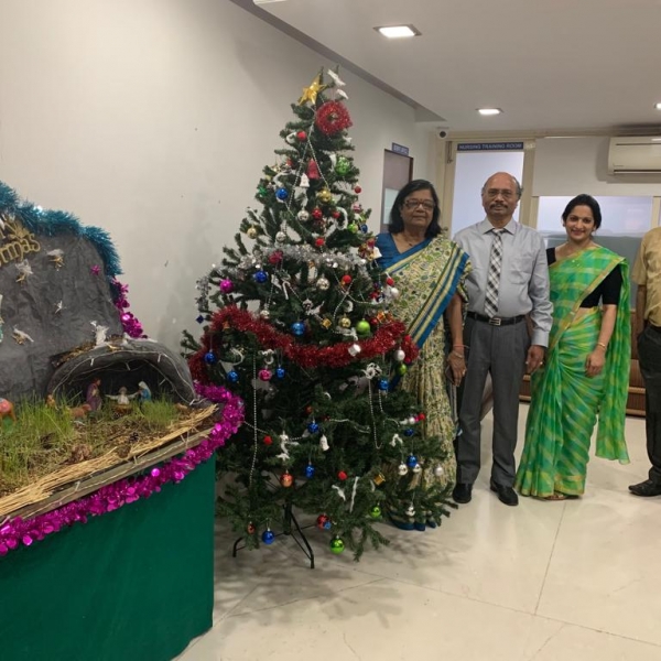 Senior Management Team- (From left to right- Dr. Geeta Koppikar-Medical Director, Mr. Santhanam-CEO, Ms. Prajakta Hindlekar- Nursing Director and Dr. Sunil Bandekar- Medical Director) greeting staff in their respective departments for New Year wishes.